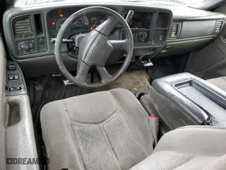 2003 Chevrolet Silverado 1500 Work Truck with VIN 2GCEC19X531171533, listed as a Copart auction lot 43610735 with 158,646 mi miles and Salvage Title. Bid and sale history available at carsss.com. Image 8.