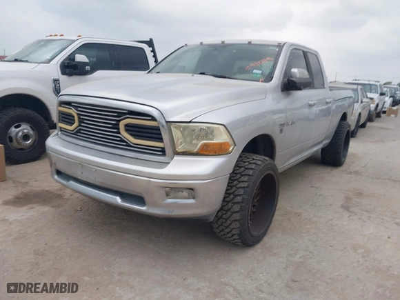 2009 Dodge Ram 1500 SLT with VIN 1D3HB18T59S773170, listed as a IAAI auction lot 41927396 with 297,740 mi miles. Bid and sale history available at carsss.com. Image 17.