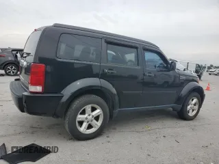 2007 Dodge Nitro SXT z VIN 1D8GU28K47W731172, wystawiony jako Copart lot #59954825 z przebiegiem 121 455 mil mil oraz Szkoda całkowita • Salvage title. Historia ofert i sprzedaży dostępna na DreamBid. Obrazek 3.