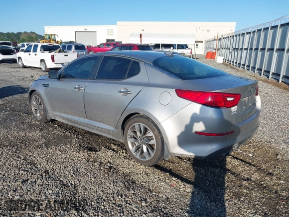 2015 Kia Optima SX z VIN 5XXGR4A72FG419739, wystawiony jako IAAI lot #41972453 z przebiegiem 204 336 mil mil oraz . Historia ofert i sprzedaży dostępna na DreamBid. Obrazek 3.