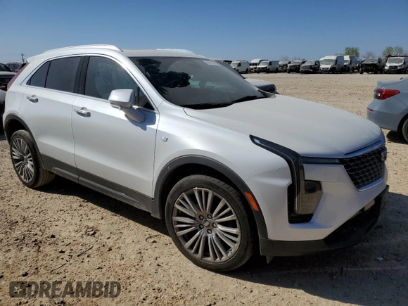 2024 Cadillac XT4 FWD Premium Luxury z VIN 1GYFZCR44RF239840, wystawiony jako Copart lot #48870445 z przebiegiem 5 276 mil mil oraz Szkoda całkowita • Salvage title. Historia ofert i sprzedaży dostępna na DreamBid. Obrazek 4.