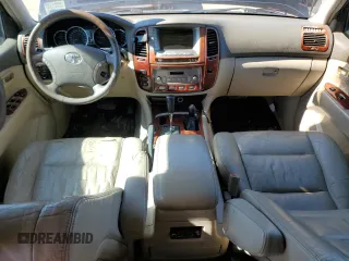 2005 Toyota Land Cruiser with VIN JTEHT05J252068111, listed as a Copart auction lot 48223705 with 265,817 mi miles and Salvage Title. Bid and sale history available at carsss.com. Image 8.