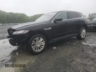 2018 Jaguar F-Pace 25t Prestige z VIN SADCK2FX8JA272822, wystawiony jako Copart lot #56143405 z przebiegiem 133 710 mil mil oraz Szkoda całkowita • Salvage title. Historia ofert i sprzedaży dostępna na DreamBid. Obrazek 1.