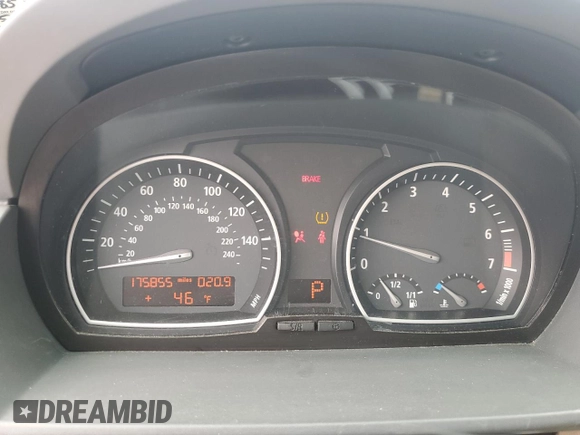 2004 BMW X3 2.5i with VIN WBXPA73434WB29992, listed as a Copart auction lot 48790005 with 175,855 mi miles and Salvage Title. Bid and sale history available at carsss.com. Image 9.