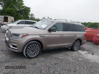 2018 Lincoln Navigator Reserve z VIN 5LMJJ2LT5JEL12492, wystawiony jako IAAI lot #42208861 z przebiegiem 186 337 mil mil oraz . Historia ofert i sprzedaży dostępna na DreamBid. Obrazek 14.