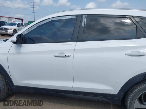 2016 Hyundai Tucson Limited with VIN KM8J33A2XGU030795, listed as a IAAI auction lot 42108969 with 117,418 mi miles. Bid and sale history available at carsss.com. Image 14.