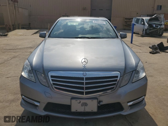 2012 Mercedes-Benz E 350 Luxury with VIN WDDHF5KB7CA572510, listed as a Copart auction lot 61832655 with 190,663 mi miles and Clean title. Bid and sale history available at DreamBid. Image 5.