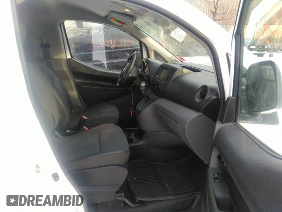 2020 Nissan NV200 Compact Cargo SV with VIN 3N6CM0KN8LK708937, listed as a IAAI auction lot 41271023 with 139,569 mi miles. Bid and sale history available at carsss.com. Image 5.