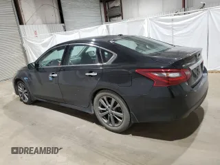 2018 Nissan Altima 2.5 SR with VIN 1N4AL3AP9JC268561, listed as a Copart auction lot 52104285 with 125,643 mi miles and Clean Title. Bid and sale history available at carsss.com. Image 2.