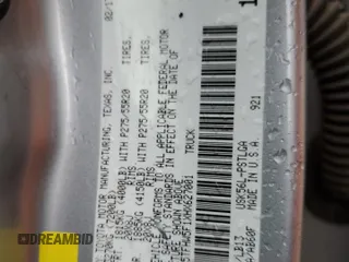 2017 Toyota Tundra Limited z VIN 5TFHW5F1XHX627001, wystawiony jako Copart lot #87833035 z przebiegiem Nie podano mil oraz Szkoda całkowita • Salvage title. Historia ofert i sprzedaży dostępna na DreamBid. Obrazek 12.