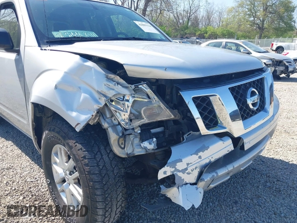 2014 Nissan Frontier SV with VIN 1N6AD0ERXEN720686, listed as a IAAI auction lot 42085114 with 275,745 mi miles and . Bid and sale history available at DreamBid. Image 6.