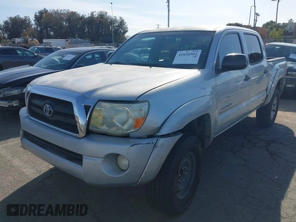 2008 Toyota Tacoma PreRunner with VIN 5TEJU62N38Z487744, listed as a IAAI auction lot 41828502 with 258,537 mi miles. Bid and sale history available at carsss.com. Image 18.