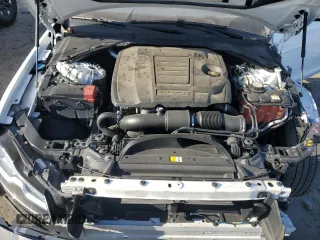 2018 Jaguar XF 25t Premium with VIN SAJBJ4FX9JCY54696, listed as a Copart auction lot 84917114 with 88,377 mi miles and Salvage Title. Bid and sale history available at carsss.com. Image 11.
