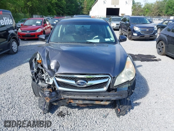 2011 Subaru Legacy Limited Power Moon z VIN 4S3BMBK67B3237225, wystawiony jako IAAI lot #42579944 z przebiegiem 104 186 mil mil oraz . Historia ofert i sprzedaży dostępna na DreamBid. Obrazek 12.