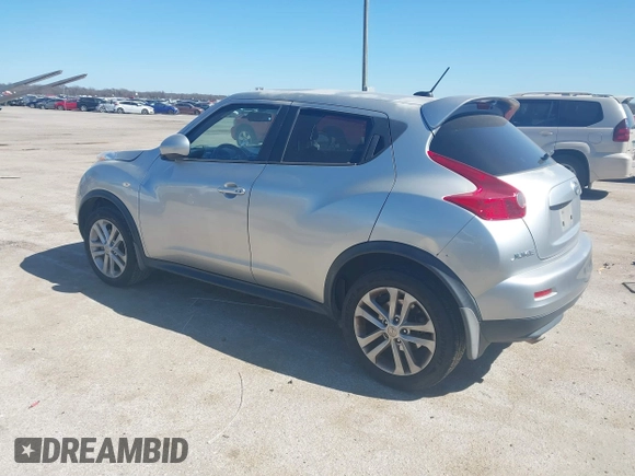 2011 Nissan Juke SL with VIN JN8AF5MR6BT018078, listed as a IAAI auction lot 41703311 with 167,963 mi miles. Bid and sale history available at carsss.com. Image 3.