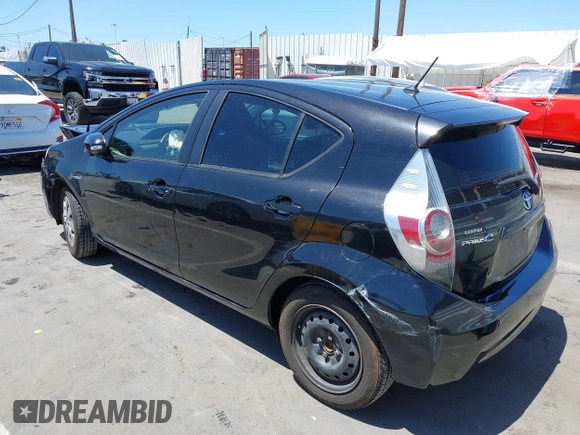 2012 Toyota Prius One z VIN JTDKDTB33C1017704, wystawiony jako IAAI lot #42227623 z przebiegiem 116 058 mil mil oraz . Historia ofert i sprzedaży dostępna na DreamBid. Obrazek 3.