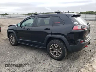 2020 Jeep Cherokee Trailhawk Elite with VIN 1C4PJMBN3LD541200, listed as a Copart auction lot 72710824 with 32,336 mi miles and Salvage title. Bid and sale history available at DreamBid. Image 2.