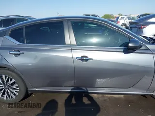 2023 Nissan Altima SV z VIN 1N4BL4DV3PN353476, wystawiony jako IAAI lot #42259077 z przebiegiem 26 201 mil mil oraz . Historia ofert i sprzedaży dostępna na DreamBid. Obrazek 14.