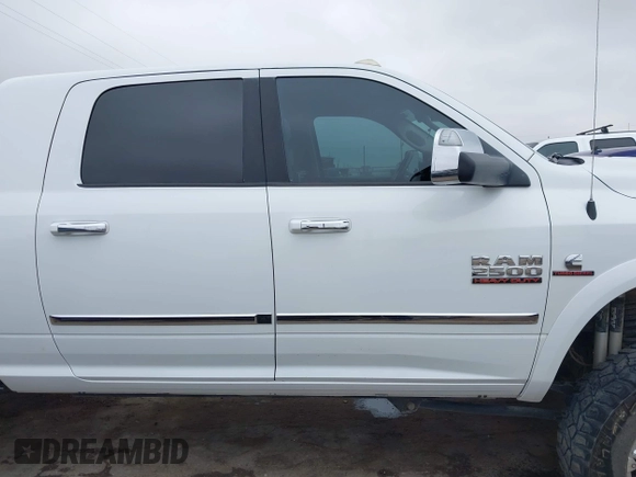 2015 Ram 2500 Laramie с VIN 3C6UR5NL3FG548061, выставлен на аукционе IAAI как лот 42414732 с пробегом 204 608 миль миль и . История ставок и продаж доступна на DreamBid. Изображение 14.