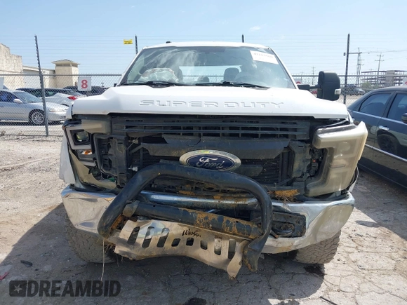 2017 Ford F-250 XL with VIN 1FT7W2AT0HEC24983, listed as a IAAI auction lot 42215560 with 89,539 mi miles and . Bid and sale history available at DreamBid. Image 12.