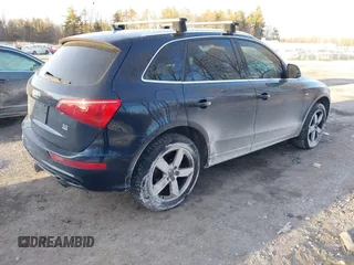 2011 Audi Q5 3.2L Premium Plus with VIN WA1DKAFP7BA008657, listed as a IAAI auction lot 41440493 with 174,033 mi miles. Bid and sale history available at carsss.com. Image 4.