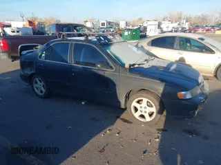 1998 Nissan Sentra z VIN 1N4BB41D0WC753293, wystawiony jako IAAI lot #40903118 z przebiegiem 287 968 mil mil oraz . Historia ofert i sprzedaży dostępna na DreamBid. Obrazek 1.