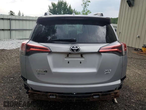 2016 Toyota RAV4 XLE with VIN 2T3RFREV4GW511425, listed as a Copart auction lot 63194645 with 89,276 mi miles and Salvage title. Bid and sale history available at DreamBid. Image 6.