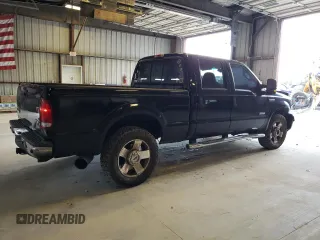 2006 Ford Super Duty F-250 XL with VIN 1FTSW21PX6EA05832, listed as a Copart auction lot 59269874 with 258,174 mi miles and Salvage Title. Bid and sale history available at carsss.com. Image 3.