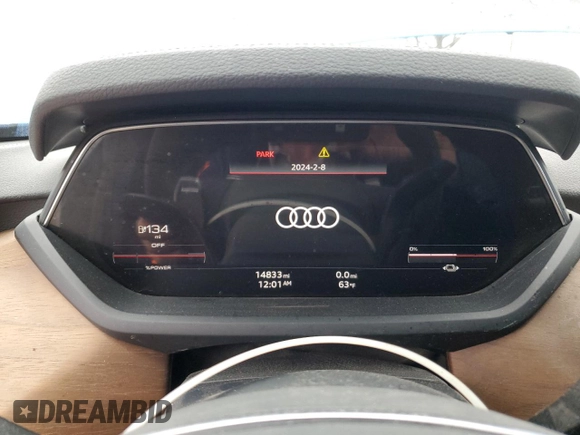 2023 Audi e-tron GT Premium Plus z VIN WAUFJBFW2P7002510, wystawiony jako Copart lot #44604894 z przebiegiem 14 833 mil mil oraz . Historia ofert i sprzedaży dostępna na DreamBid. Obrazek 9.