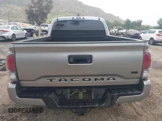 2023 Toyota Tacoma SR5 z VIN 3TMDZ5BN2PM164497, wystawiony jako IAAI lot #42034519 z przebiegiem 25 451 mil mil oraz . Historia ofert i sprzedaży dostępna na DreamBid. Obrazek 16.