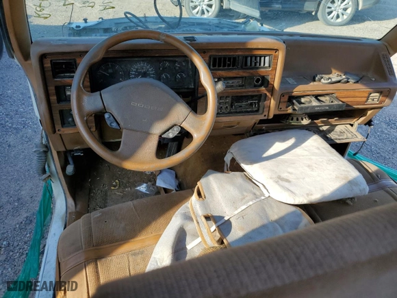 1992 Dodge Dakota "S" with VIN 1B7GL26X1NS529555, listed as a Copart auction lot 65251054 with 220,482 mi miles and Salvage Title. Bid and sale history available at carsss.com. Image 8.
