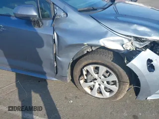 2023 Toyota Corolla LE с VIN 5YFB4MDE1PP060945, выставлен на аукционе IAAI как лот 42544537 с пробегом 41 788 миль миль и . История ставок и продаж доступна на DreamBid. Изображение 17.