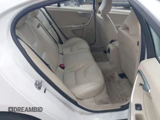 2015 Volvo S60 T5 Platinum with VIN YV1612TM2F1335209, listed as a IAAI auction lot 41722585 with 93,379 mi miles. Bid and sale history available at carsss.com. Image 8.