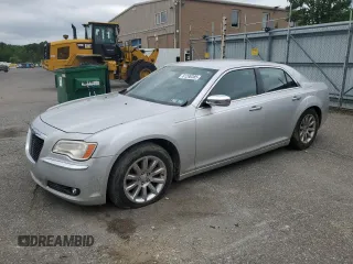 2012 Chrysler 300 Limited with VIN 2C3CCACG8CH250531, listed as a Copart auction lot 61290385 with 168,841 mi miles and Clean title. Bid and sale history available at DreamBid. Image 1.