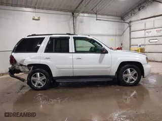 2005 Chevrolet TrailBlazer LT with VIN 1GNDT13S852227810, listed as a IAAI auction lot 41351120 with 163,407 mi miles. Bid and sale history available at carsss.com. Image 13.