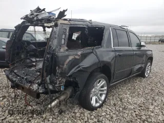 2020 Chevrolet Suburban Premier z VIN 1GNSKJKJ0LR287376, wystawiony jako Copart lot #83407244 z przebiegiem Nie podano mil oraz Szkoda całkowita • Salvage title. Historia ofert i sprzedaży dostępna na DreamBid. Obrazek 3.