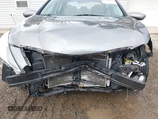 2011 Hyundai Sonata GLS with VIN 5NPEB4AC7BH086333, listed as a IAAI auction lot 41620097 with 102,429 mi miles. Bid and sale history available at carsss.com. Image 6.