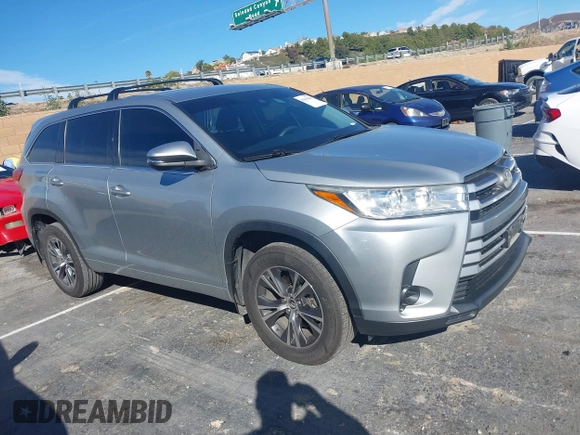 2018 Toyota Highlander LE z VIN 5TDZZRFH1JS287507, wystawiony jako IAAI lot #41615820 z przebiegiem 71 232 mil mil oraz . Historia ofert i sprzedaży dostępna na DreamBid. Obrazek 1.