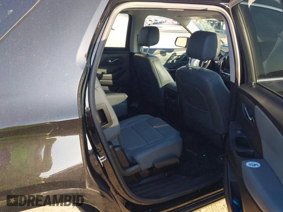 2021 Chevrolet Traverse Premier with VIN 1GNEVKKW8MJ227805, listed as a IAAI auction lot 41491736 with 30,323 mi miles. Bid and sale history available at carsss.com. Image 8.