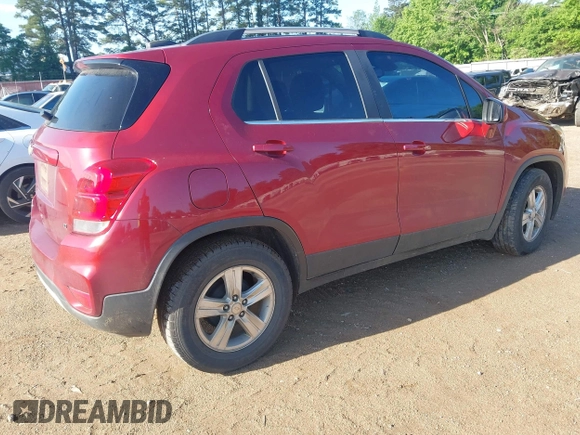 2018 Chevrolet Trax LT with VIN 3GNCJLSB7JL168143, listed as a IAAI auction lot 42088555 with 94,234 mi miles. Bid and sale history available at carsss.com. Image 4.