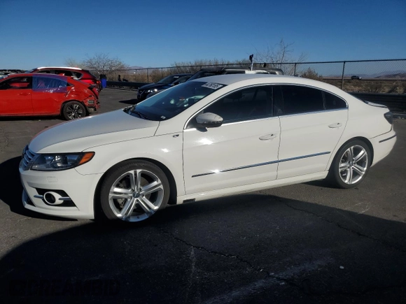 2014 Volkswagen CC Sport with VIN WVWBP7AN0EE524802, listed as a Copart auction lot 44760185 with 186,143 mi miles and Salvage Title. Bid and sale history available at carsss.com. Image 1.