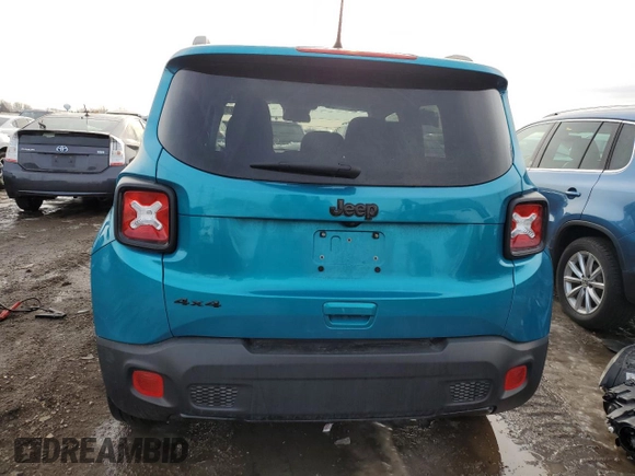 2020 Jeep Renegade Latitude with VIN ZACNJBBB6LPL34817, listed as a Copart auction lot 45463235 with 32,727 mi miles and Salvage Title. Bid and sale history available at carsss.com. Image 6.