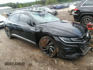 2019 Volkswagen Arteon SEL R-Line с VIN WVWSR7AN5KE006772, выставлен на аукционе IAAI как лот 42353502 с пробегом Не указан миль и . История ставок и продаж доступна на DreamBid. Изображение 1.
