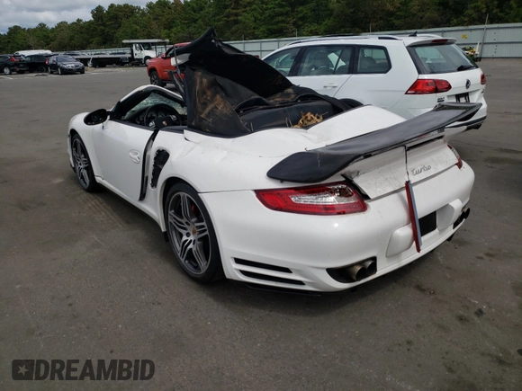 2008 Porsche 911 z VIN WP0CD29958S708310, wystawiony jako Copart lot #51357635 z przebiegiem Nie podano mil oraz Nie do naprawy • Non repairable. Historia ofert i sprzedaży dostępna na DreamBid. Obrazek 3.