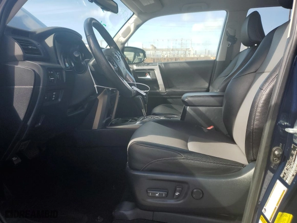 2017 Toyota 4Runner SR5 with VIN JTEZU5JR6H5159685, listed as a Copart auction lot 45507325 with 42,202 mi miles and Salvage Title. Bid and sale history available at carsss.com. Image 7.