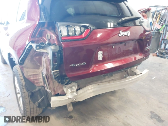 2019 Jeep Cherokee Latitude z VIN 1C4PJMCB7KD127453, wystawiony jako IAAI lot #42100924 z przebiegiem 97 414 mil mil oraz . Historia ofert i sprzedaży dostępna na DreamBid. Obrazek 6.