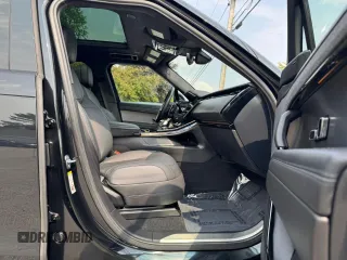 2023 Land Rover Range Rover Sport SE Dynamic z VIN SAL1L9FU6PA109439, wystawiony jako Copart lot #60483995 z przebiegiem 49 118 mil mil oraz Czysty tytuł • Clean title. Historia ofert i sprzedaży dostępna na DreamBid. Obrazek 5.