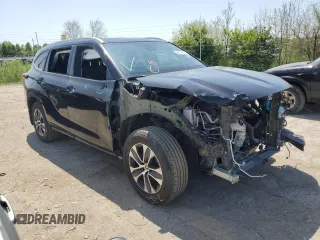 2022 Toyota Highlander XLE z VIN 5TDGZRBH6NS234336, wystawiony jako Copart lot #53571865 z przebiegiem 17 432 mil mil oraz Szkoda całkowita • Salvage title. Historia ofert i sprzedaży dostępna na DreamBid. Obrazek 4.