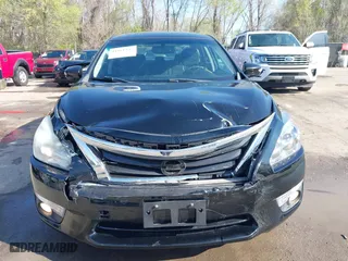 2015 Nissan Altima 2.5 S with VIN 1N4AL3AP6FC597080, listed as a IAAI auction lot 41961345 with 161,016 mi miles. Bid and sale history available at carsss.com. Image 6.