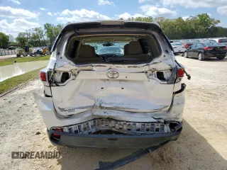2015 Toyota Highlander XLE z VIN 5TDJKRFH4FS140378, wystawiony jako Copart lot #49265705 z przebiegiem 113 723 mil mil oraz Szkoda całkowita • Salvage title. Historia ofert i sprzedaży dostępna na DreamBid. Obrazek 6.